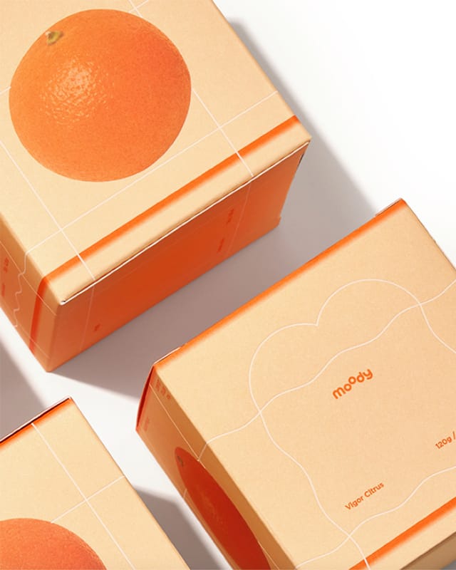 Цвет года Peach Fuzz 2024 в дизайне упаковки